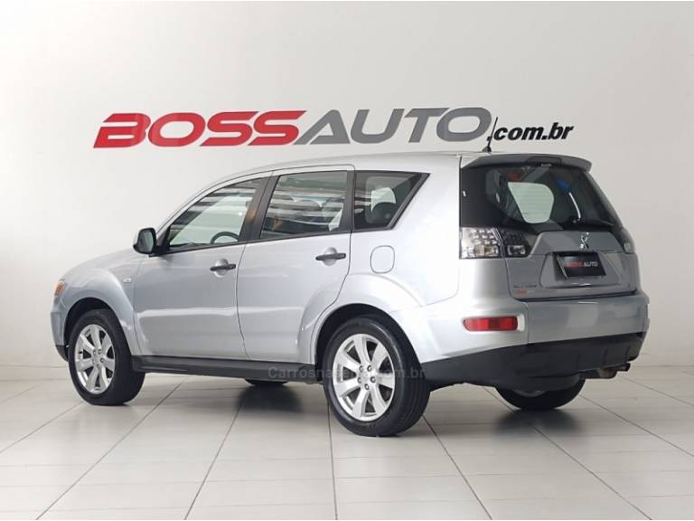 MITSUBISHI - OUTLANDER - 2009/2010 - Prata - R$ 53.900,00