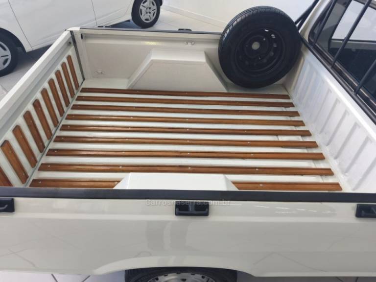 FORD - PAMPA - 1993/1993 - Branca - R$ 38.900,00