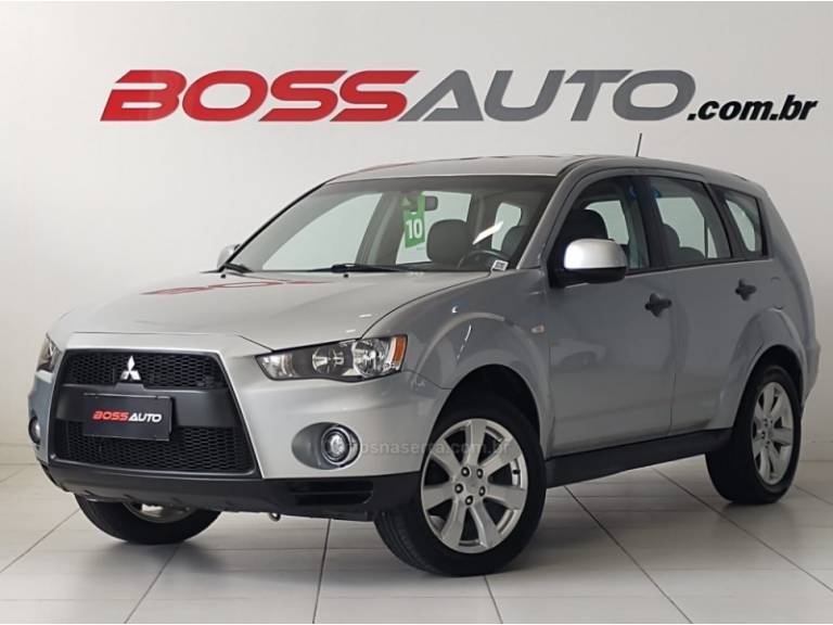 MITSUBISHI - OUTLANDER - 2009/2010 - Prata - R$ 53.900,00