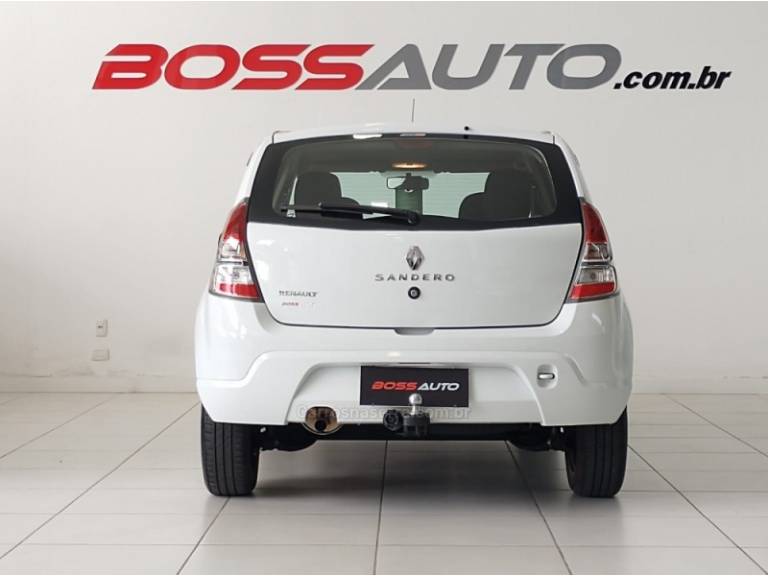 RENAULT - SANDERO - 2014/2014 - Branca - R$ 34.900,00