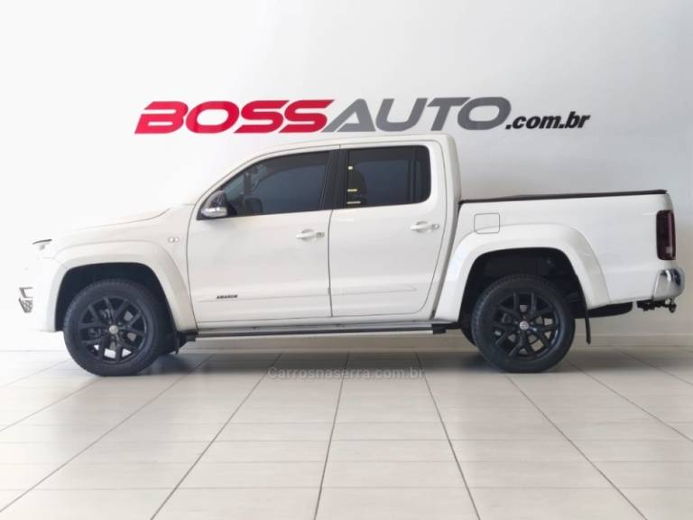 VOLKSWAGEN - AMAROK - 2023/2023 - Branca - R$ 209.900,00