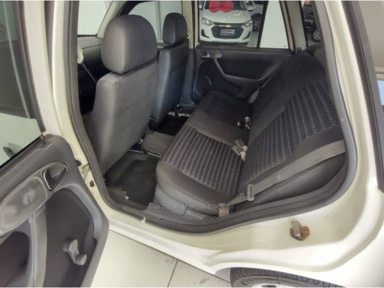 VOLKSWAGEN - PARATI - 2005/2005 - Branca - R$ 27.500,00