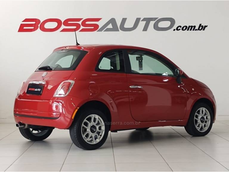 FIAT - 500 - 2011/2012 - Vermelha - R$ 41.700,00