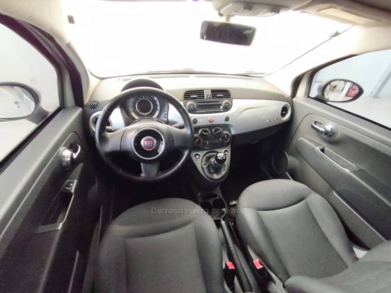 FIAT - 500 - 2011/2012 - Prata - R$ 39.900,00