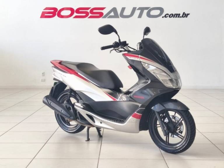 HONDA - PCX - 2017/2018 - Cinza - R$ 14.900,00