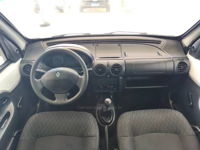 RENAULT - KANGOO - 2014/2015 - Branca - R$ 49.900,00