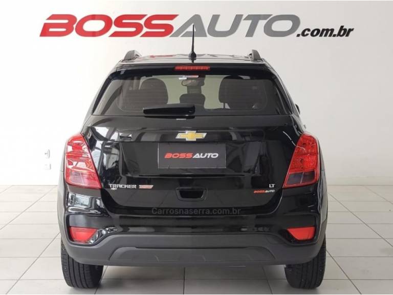 CHEVROLET - TRACKER - 2017/2018 - Preta - R$ 84.900,00