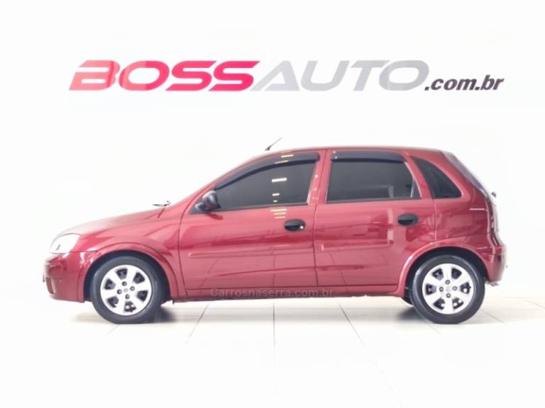 CHEVROLET - CORSA - 2010/2011 - Vinho - R$ 39.900,00