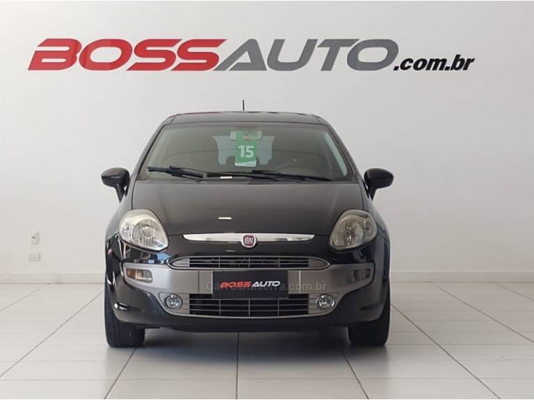 FIAT - PUNTO - 2014/2015 - Preta - R$ 45.900,00