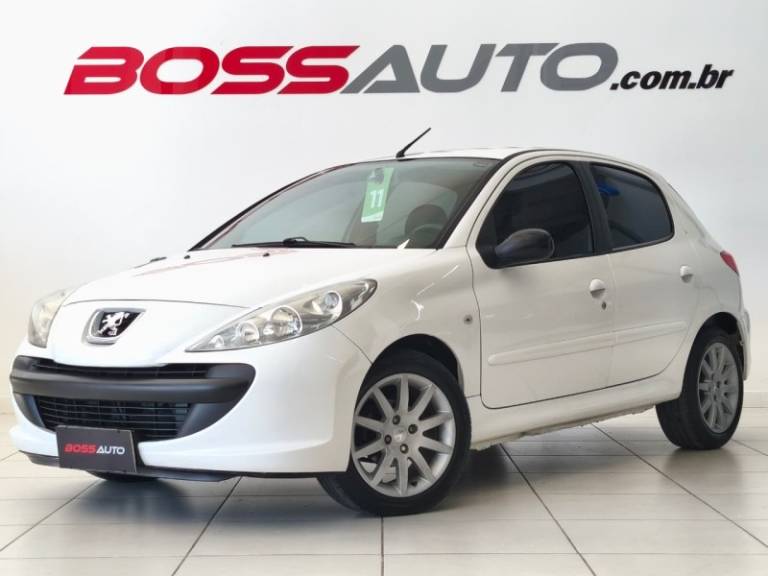 PEUGEOT - 207 - 2010/2011 - Branca - R$ 22.900,00