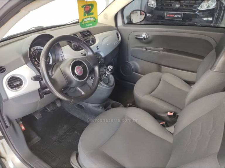 FIAT - 500 - 2011/2012 - Prata - R$ 41.900,00