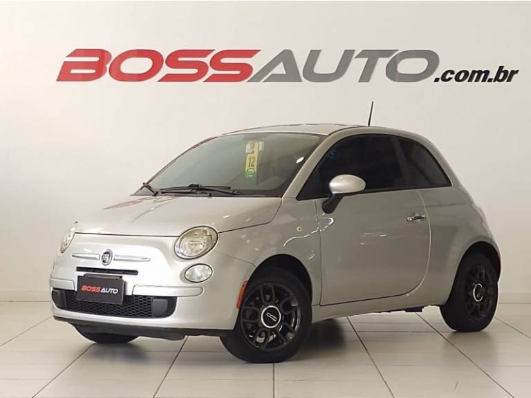 FIAT - 500 - 2011/2012 - Prata - R$ 41.900,00