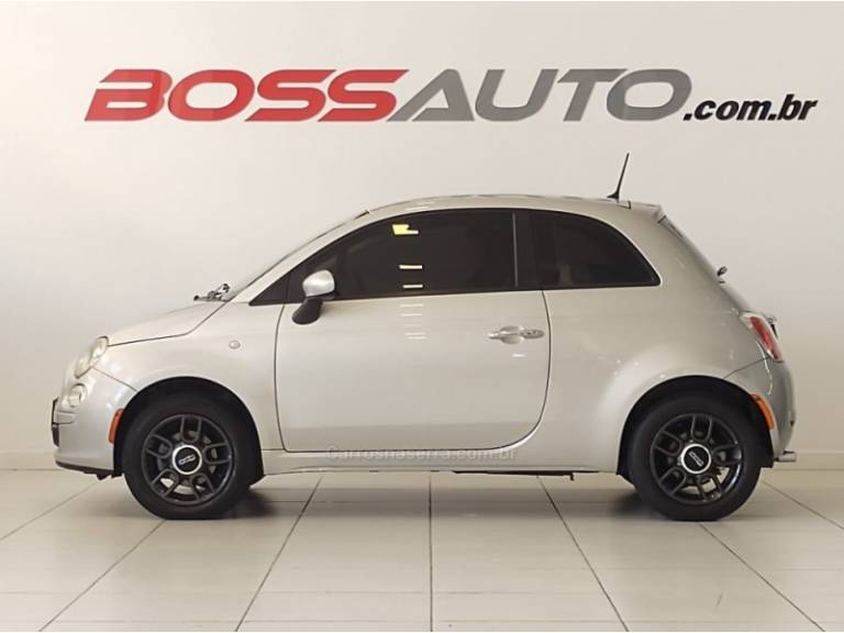 FIAT - 500 - 2011/2012 - Prata - R$ 41.900,00