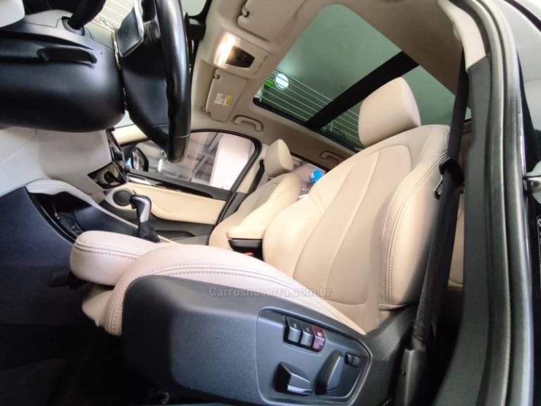 BMW - X1 - 2019/2019 - Preta - R$ 129.900,00