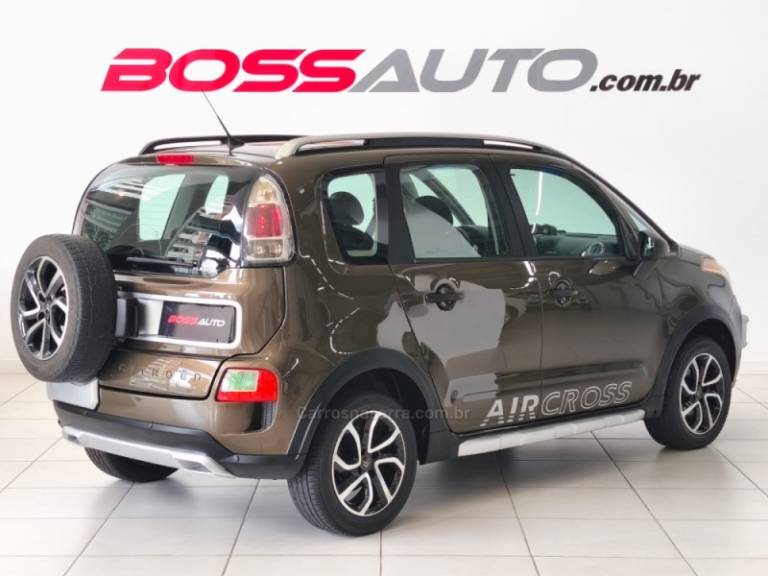 CITROËN - AIRCROSS - 2010/2011 - Marrom - R$ 34.900,00