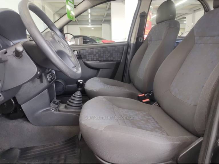 CHEVROLET - PRISMA - 2009/2010 - Preta - R$ 23.900,00