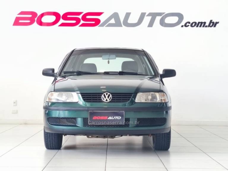 VOLKSWAGEN - GOL - 2001/2002 - Verde - R$ 17.900,00