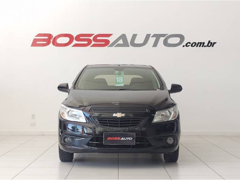 CHEVROLET - ONIX - 2018/2018 - Preta - R$ 47.900,00