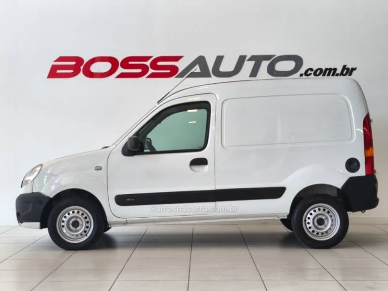 RENAULT - KANGOO - 2014/2015 - Branca - R$ 49.900,00