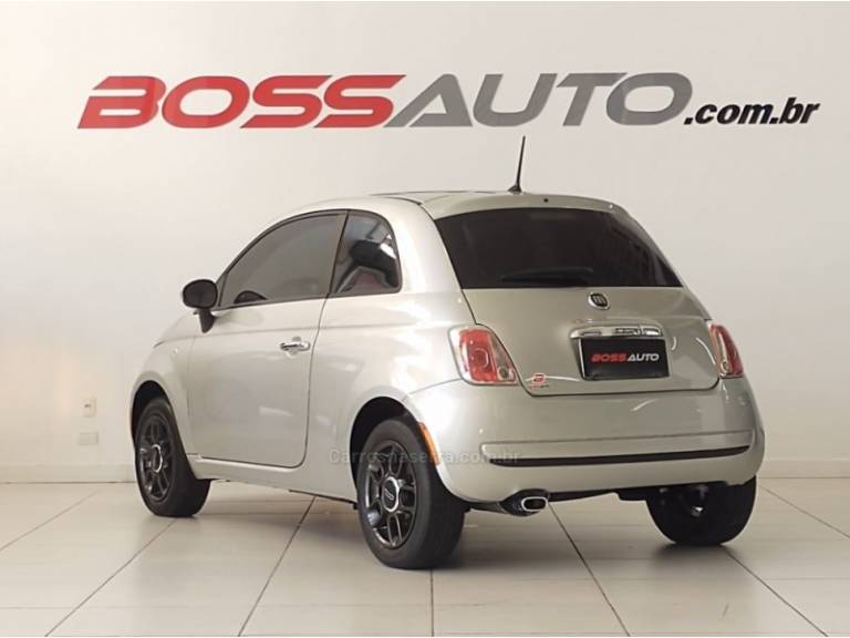FIAT - 500 - 2011/2012 - Prata - R$ 41.900,00