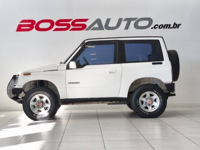 SUZUKI - VITARA - 1996/1997 - Branca - R$ 39.900,00