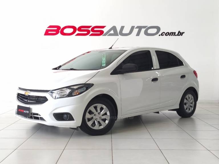 CHEVROLET - ONIX - 2019/2020 - Branca - R$ 52.900,00