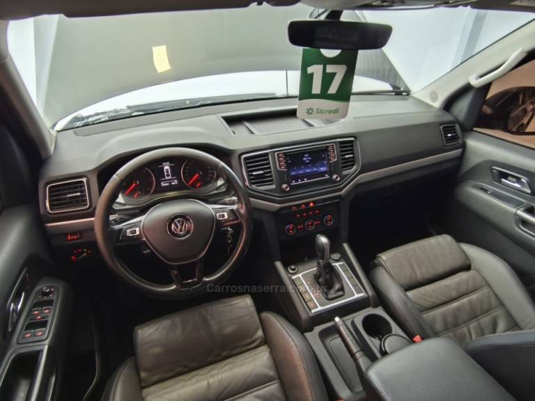 VOLKSWAGEN - AMAROK - 2016/2017 - Cinza - R$ 120.900,00