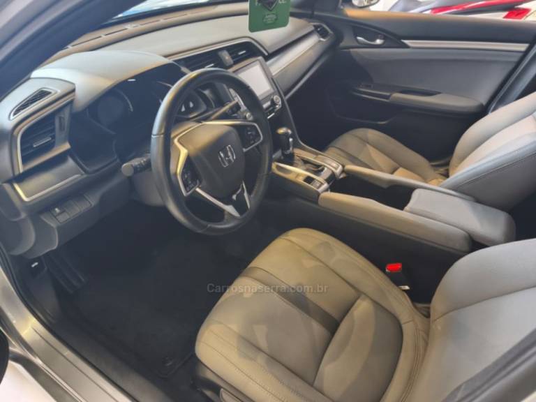 HONDA - CIVIC - 2019/2019 - Prata - R$ 113.900,00