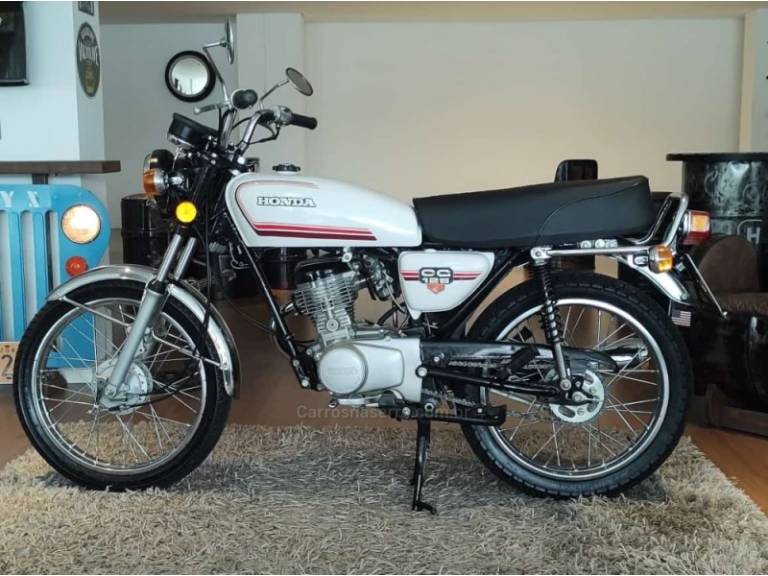 HONDA - CG 125 - 1982/1982 - Branca - R$ 22.000,00