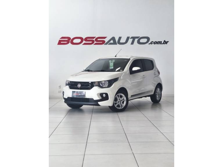 FIAT - MOBI - 2016/2017 - Branca - R$ 43.900,00