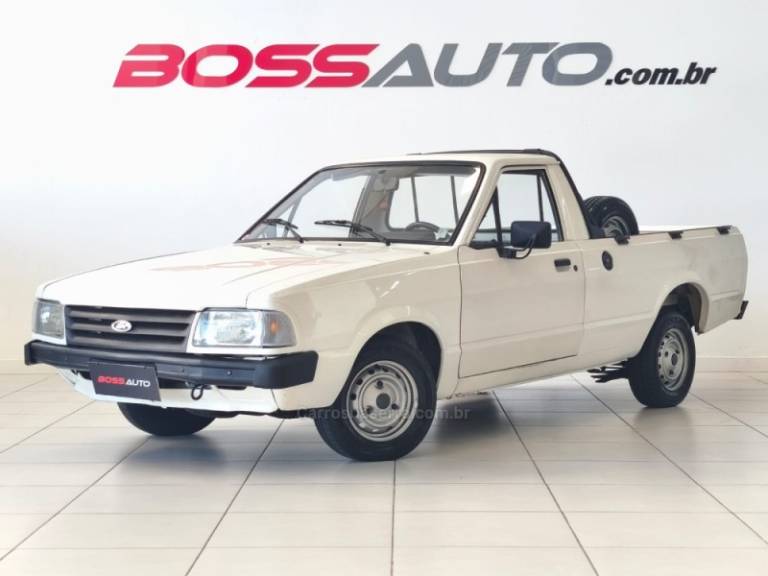 FORD - PAMPA - 1993/1993 - Branca - R$ 38.900,00