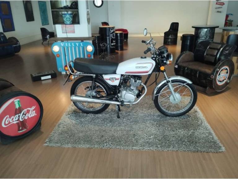 HONDA - CG 125 - 1982/1982 - Branca - R$ 19.900,00