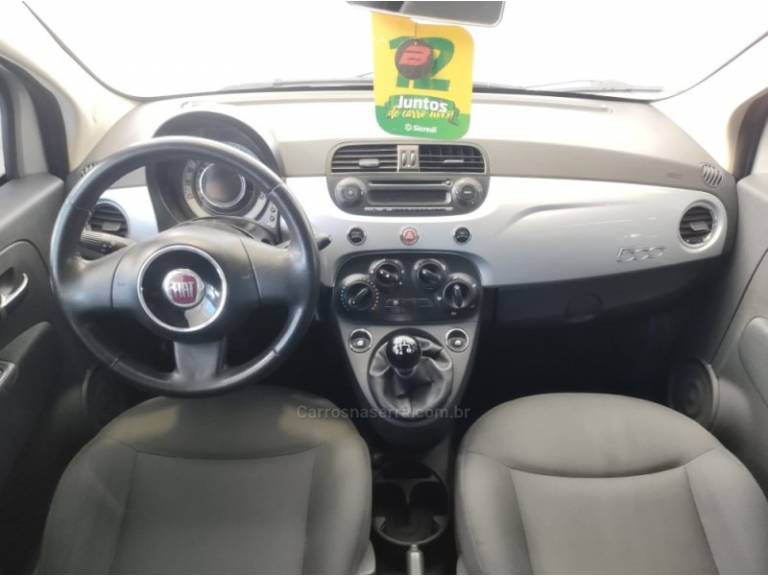 FIAT - 500 - 2011/2012 - Prata - R$ 41.900,00