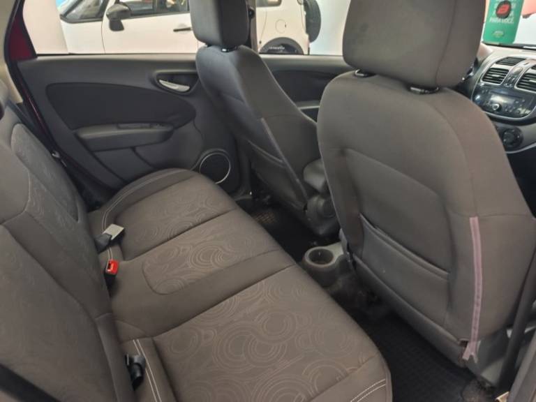 FIAT - GRAND SIENA - 2013/2013 - Vermelha - Sob Consulta