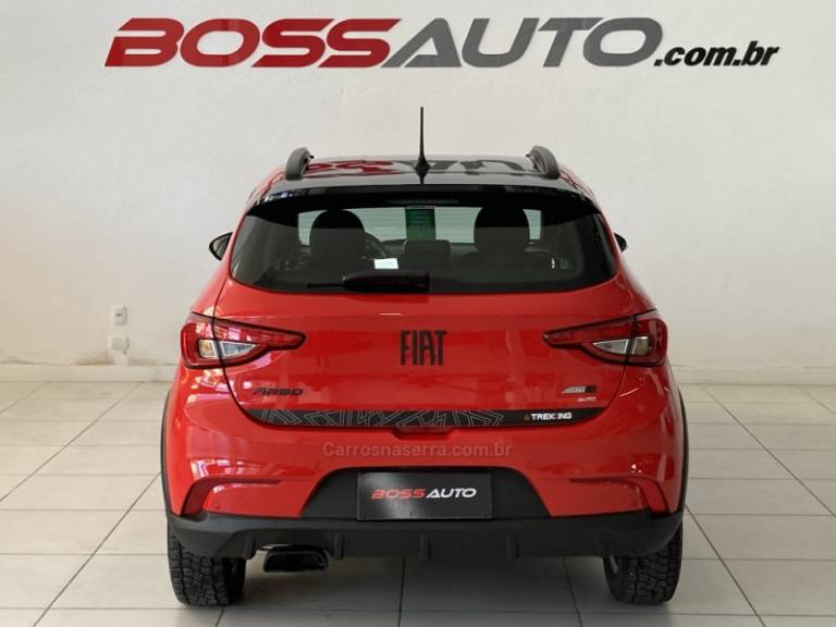 FIAT - ARGO - 2020/2021 - Vermelha - R$ 79.900,00