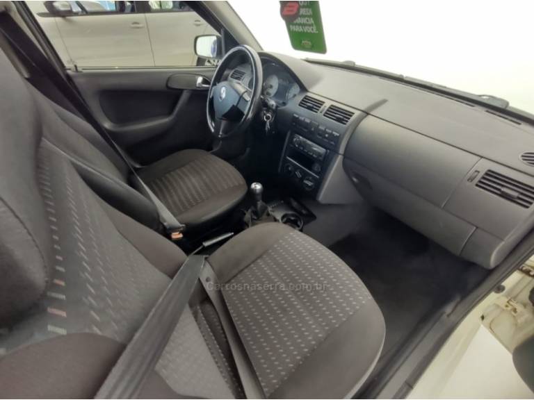 VOLKSWAGEN - PARATI - 2005/2005 - Branca - R$ 27.500,00