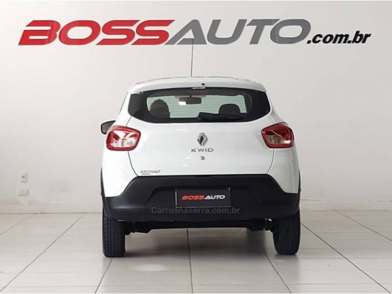 RENAULT - KWID - 2018/2018 - Branca - R$ 40.500,00