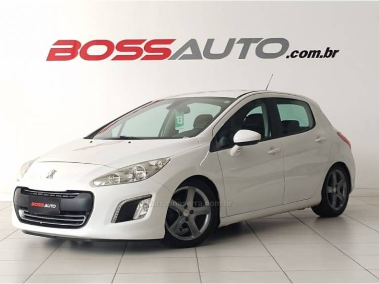 PEUGEOT - 308 - 2012/2013 - Branca - R$ 40.900,00