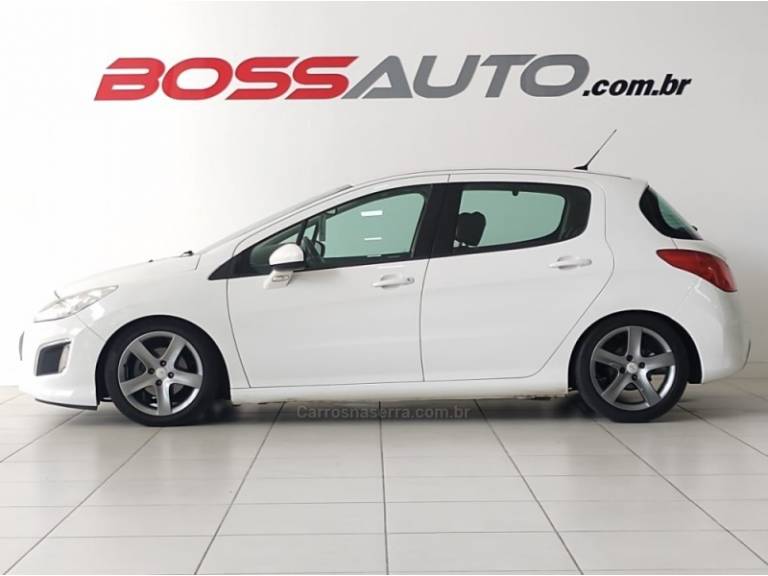 PEUGEOT - 308 - 2012/2013 - Branca - R$ 40.900,00