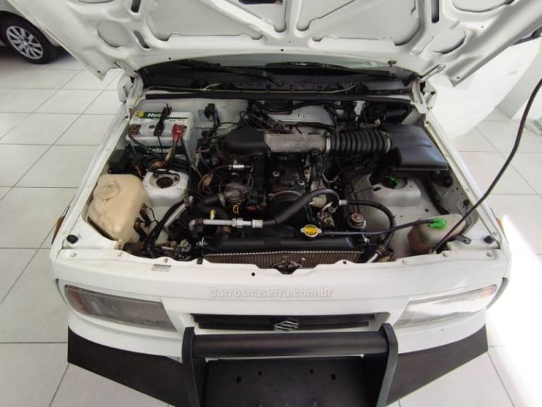 SUZUKI - VITARA - 1996/1997 - Branca - R$ 39.900,00