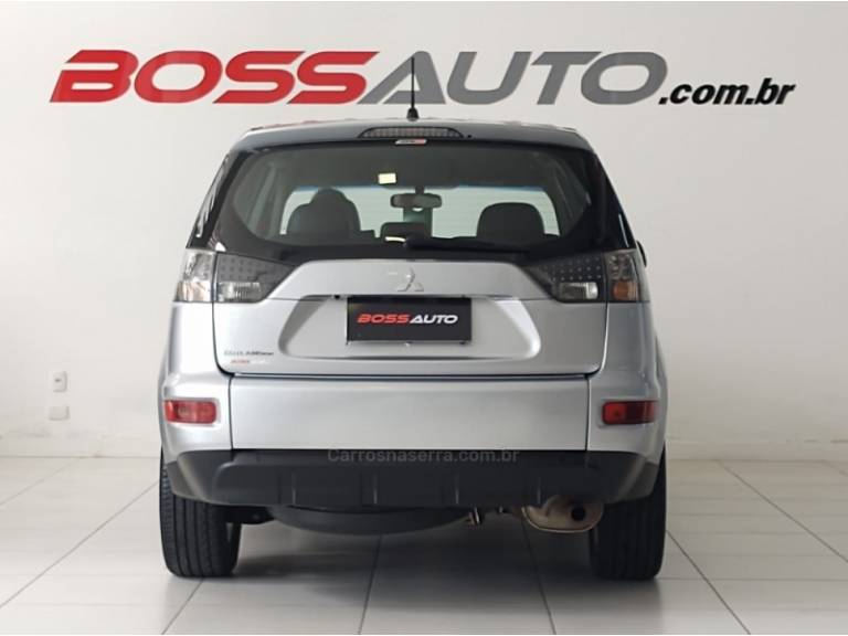 MITSUBISHI - OUTLANDER - 2009/2010 - Prata - R$ 53.900,00