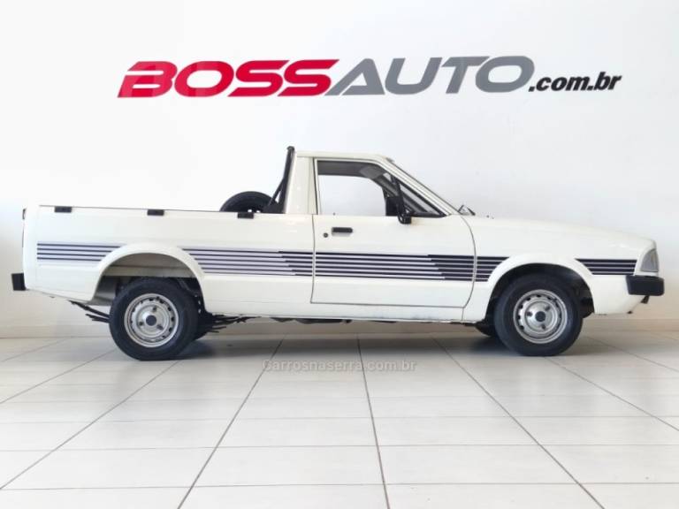 FORD - PAMPA - 1993/1993 - Branca - R$ 34.500,00