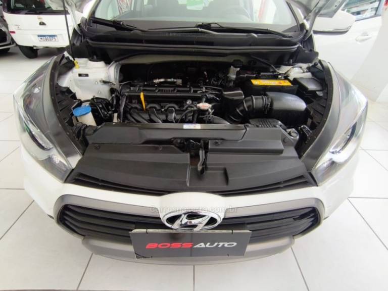 HYUNDAI - HB20X - 2017/2018 - Branca - R$ 64.500,00