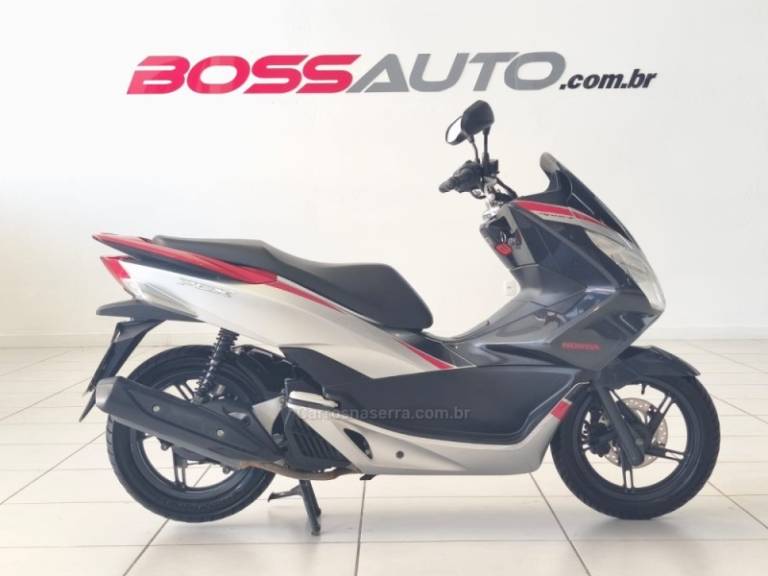 HONDA - PCX - 2017/2018 - Cinza - R$ 14.900,00