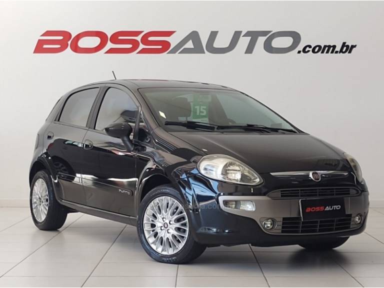 FIAT - PUNTO - 2014/2015 - Preta - R$ 45.900,00