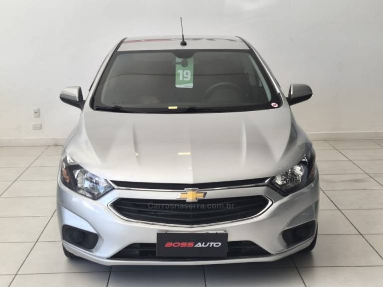 CHEVROLET - PRISMA - 2019/2019 - Prata - R$ 61.500,00