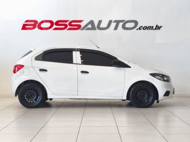 CHEVROLET - ONIX - 2019/2020 - Branca - R$ 50.900,00