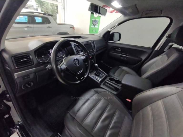 VOLKSWAGEN - AMAROK - 2019/2019 - Preta - R$ 135.900,00