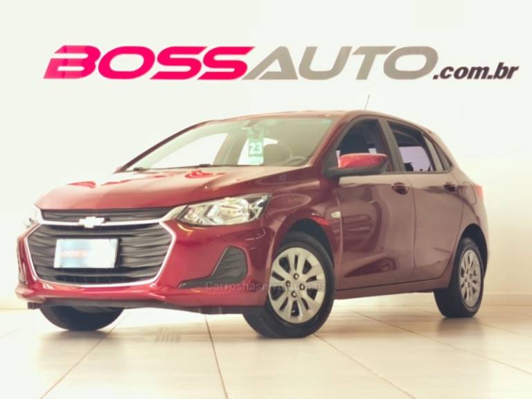 CHEVROLET - ONIX - 2022/2023 - Vinho - R$ 69.900,00