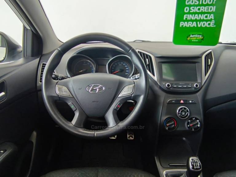 HYUNDAI - HB20X - 2017/2018 - Branca - R$ 64.500,00